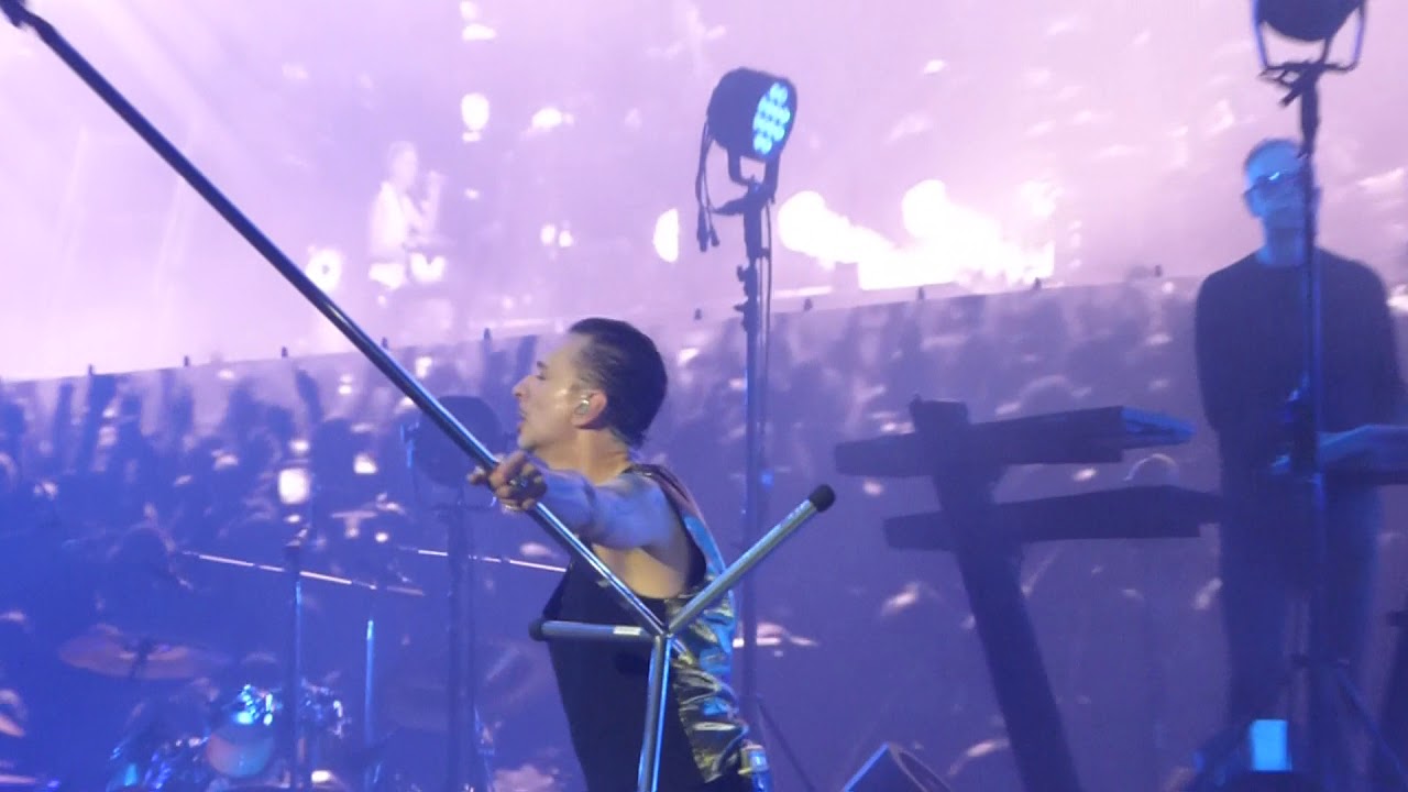 dM: Everything Counts - Live in Mercedes Benz Arena BERLIN 17/01/2018