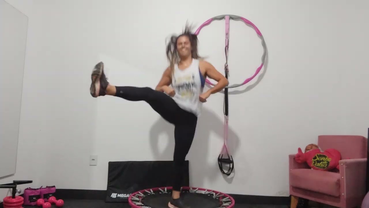 Aula de Jump para emagrecer e perder barriga (Thalita Toniatti)