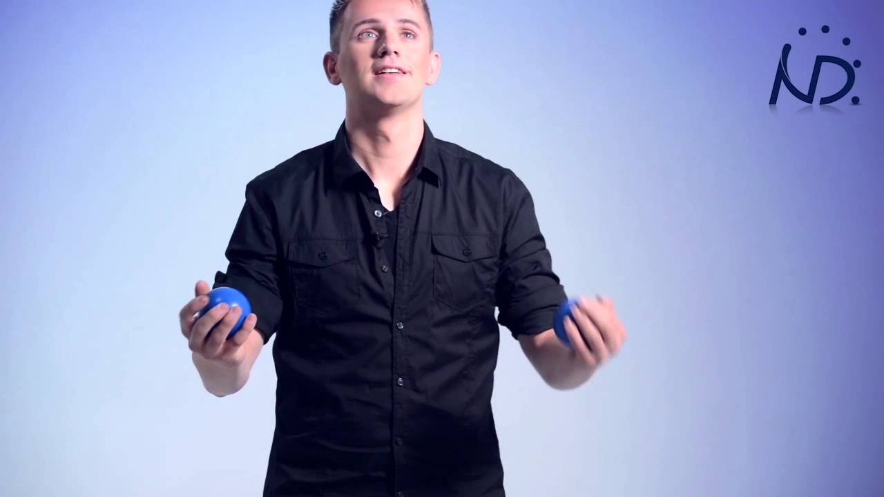 Learn how to Juggle 3 balls, easy tutorial