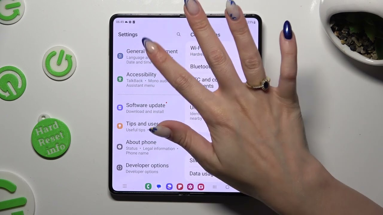 How to Turn On & Turn Off the Predictive Text Function on SAMSUNG Galaxy Z Fold5 - SAMSUNG Keyboard
