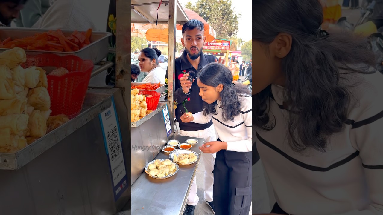1 Plate Momos Eat & 1000 Rupees Cash | 40 Momos Eating Challenge 🥵 