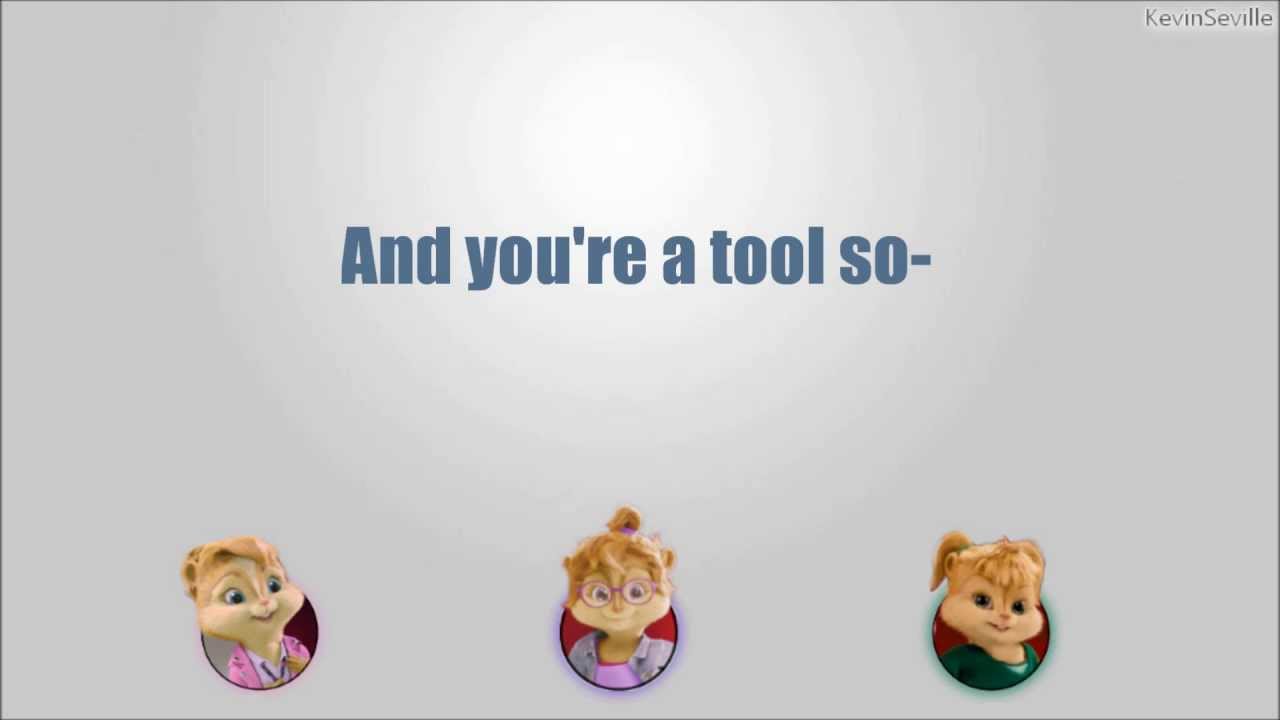 The Chipettes - So What (video lyrics)
