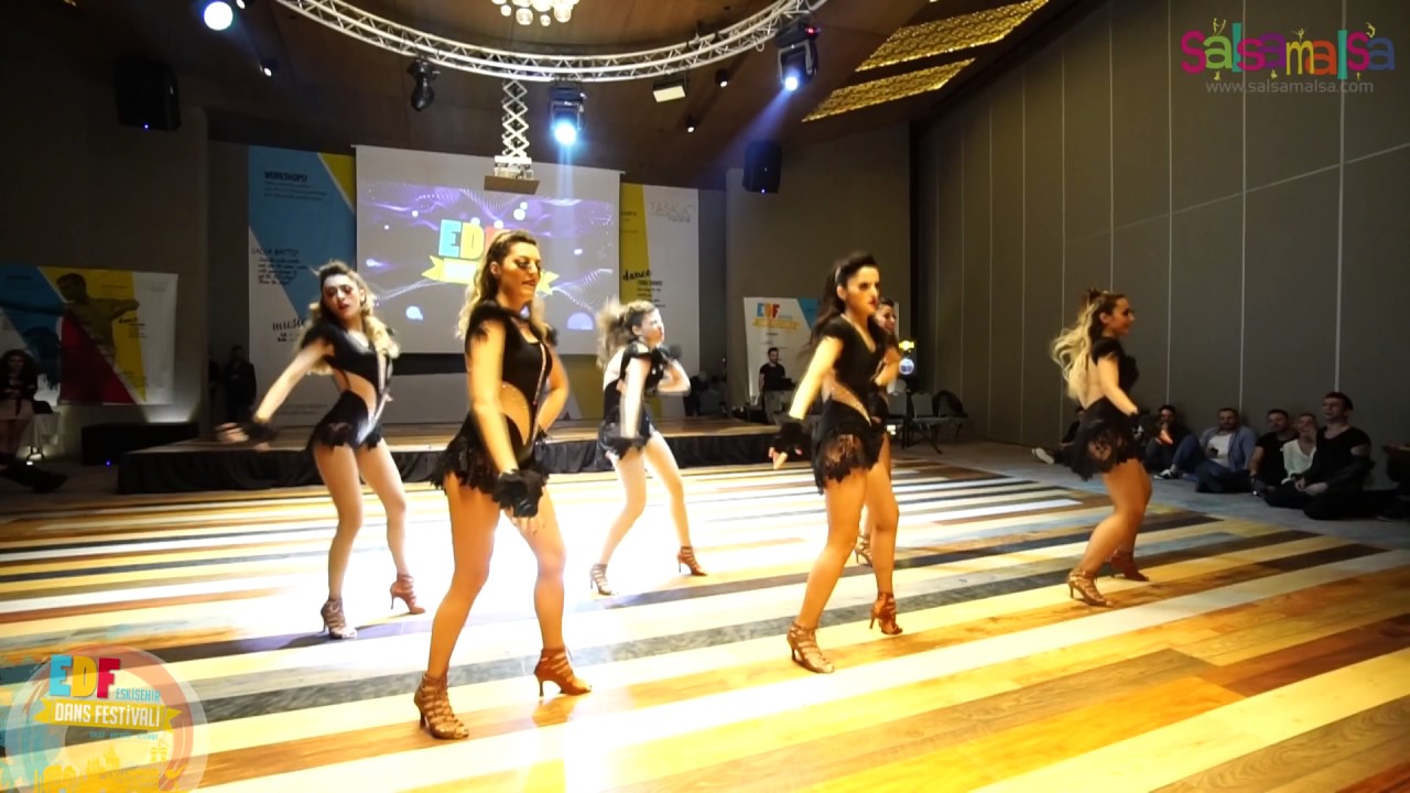 Rising Ladies by Nur Ozkan - Trio Dans | EDF 2017
