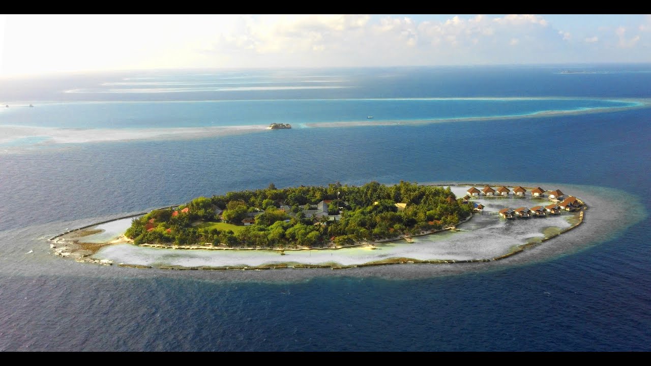 Ellaidhoo - Maldives by Cinnamon: Drone and Diving footage + Island walk 2020