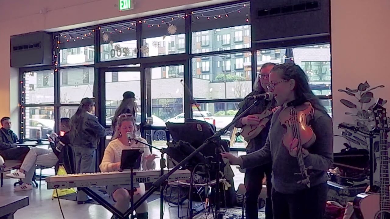 blurry may - 04 - If It Hadn't Been for Love [SteelDrivers] @ SKOG Haus