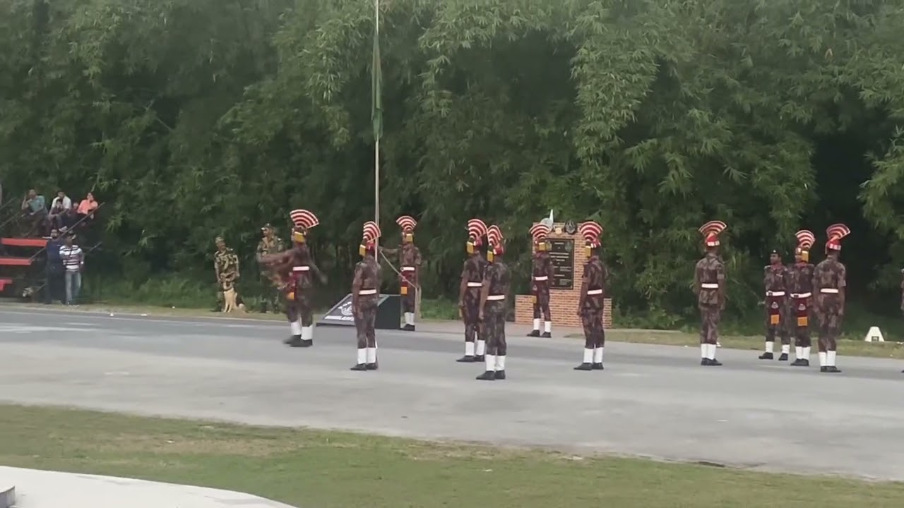 Parade of BGB and BSF at Banglabandha zero point.