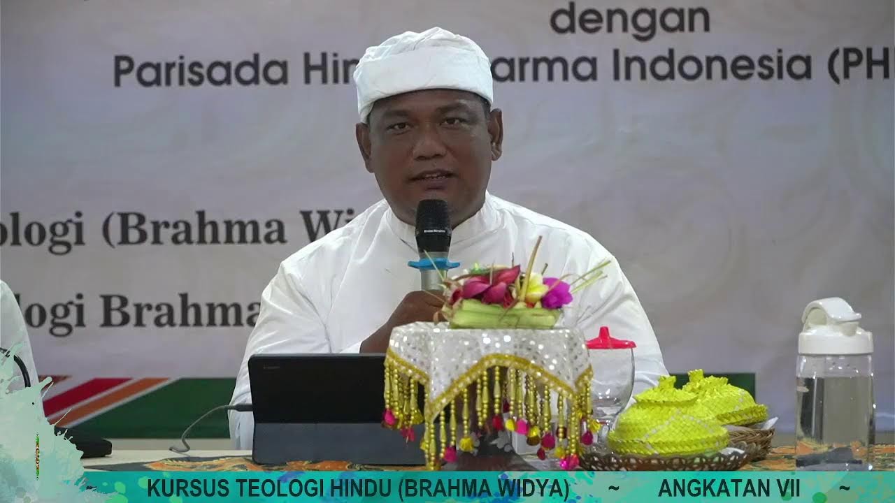Praktek Nganteb Dewa Yadnya  (1)