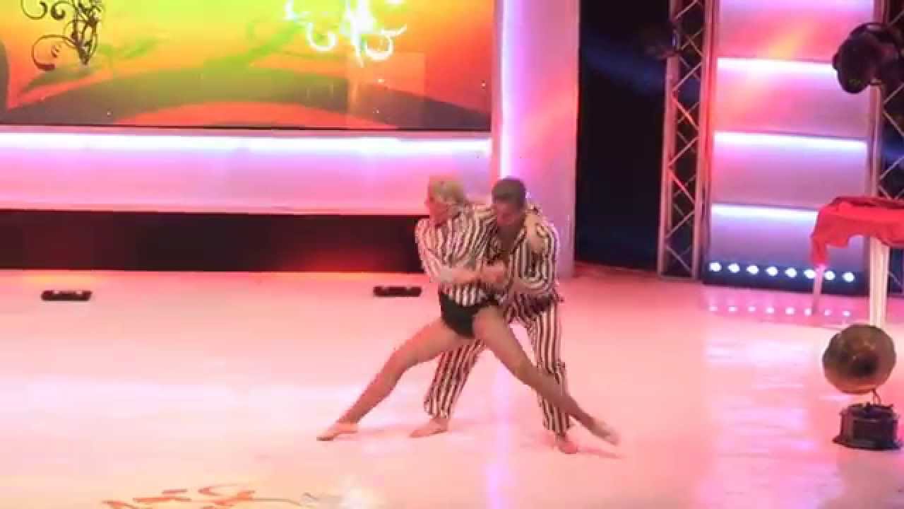 ANTONIO Y JASMINA  BERARDI