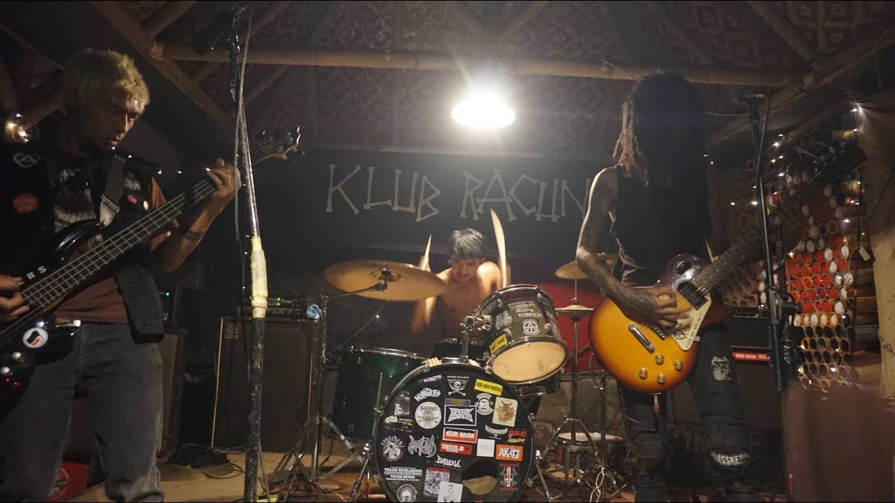 Dömesticrust // Total Armageddon tour Java-Bali 2017