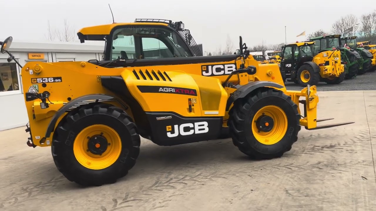 Thorncliffs 2022 JCB 536-95 Agri Xtra Loadall with 3447 Hours.