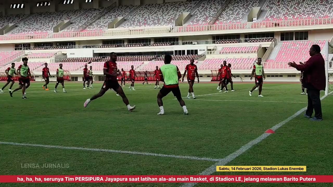 ha, ha, ha, serunya Tim PERSIPURA saat latihan ala-ala main Basket, jelang melawan Barito Putera