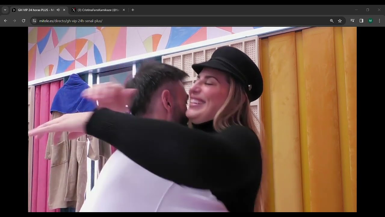 ZEUSANA LE PIDE SER SU NOVIO