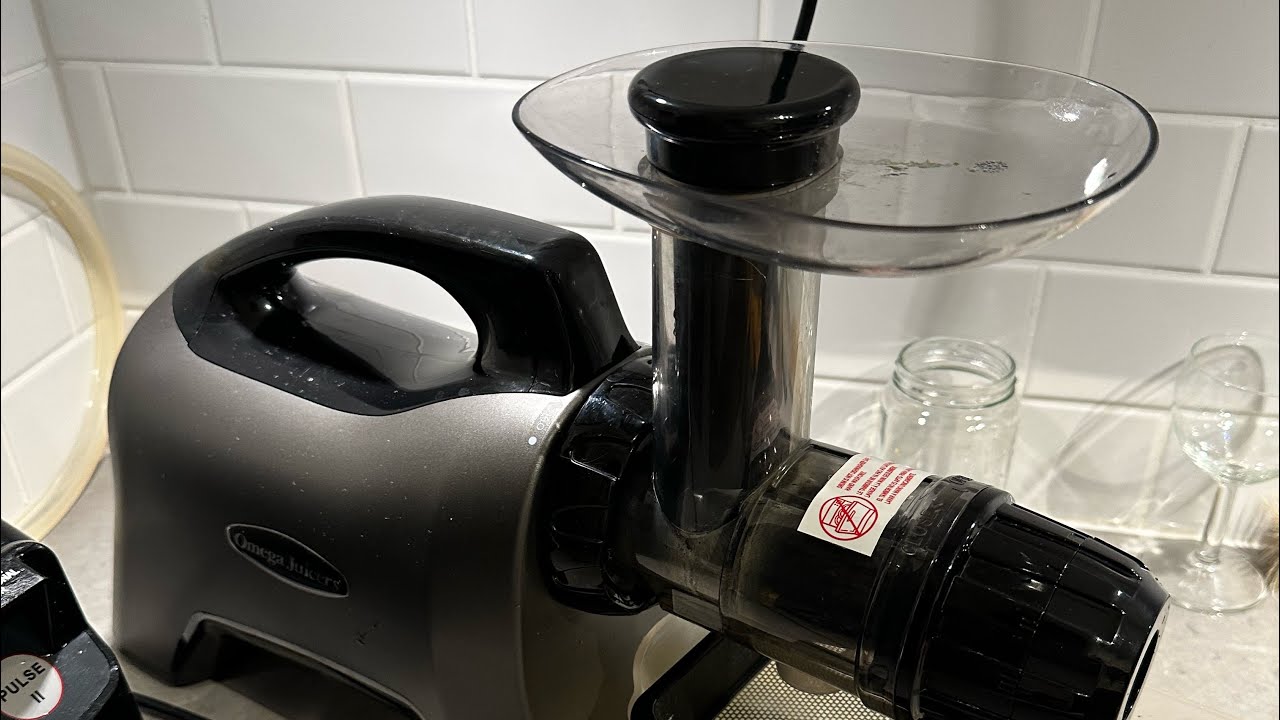How to assemble the MM 1500 juicer