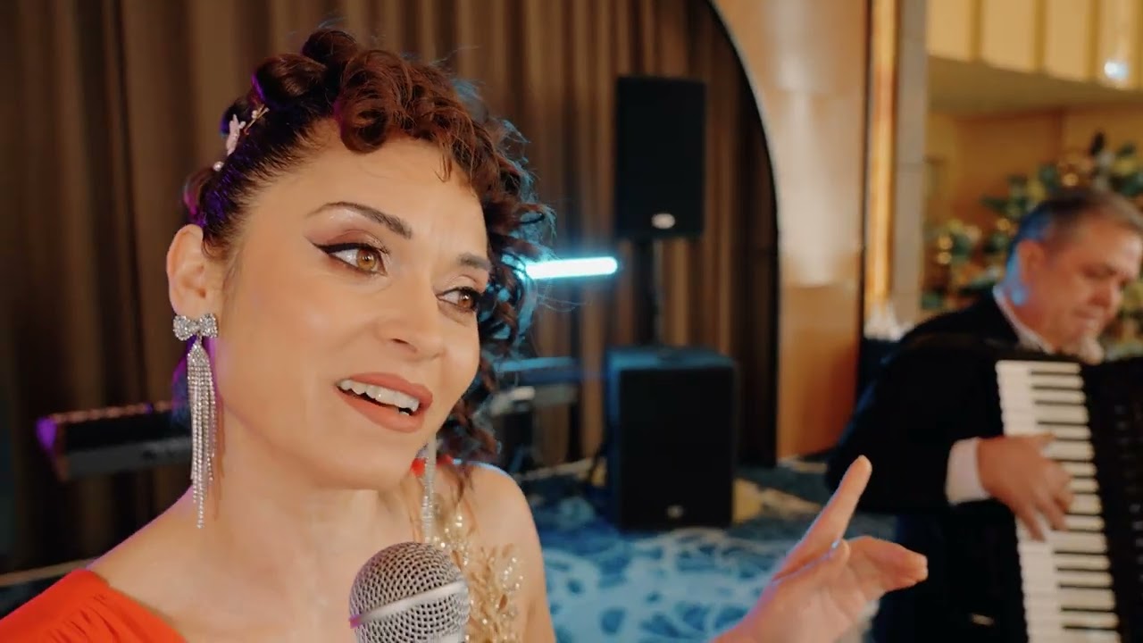 Madalina Ghigeanu -  Cat esti tanar nu gandesti-( Live)