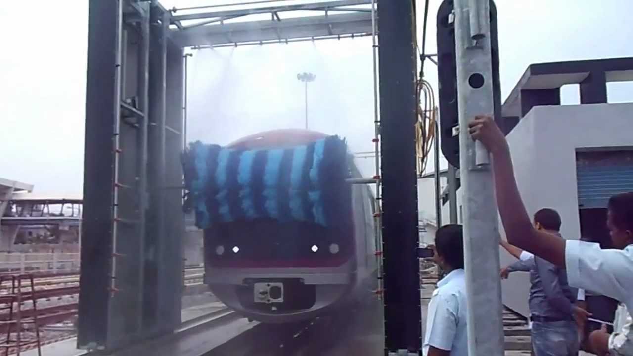 AUTOMATIC TRAIN WASH PLANT (FRONT-REAR & TOP WASH).MOV