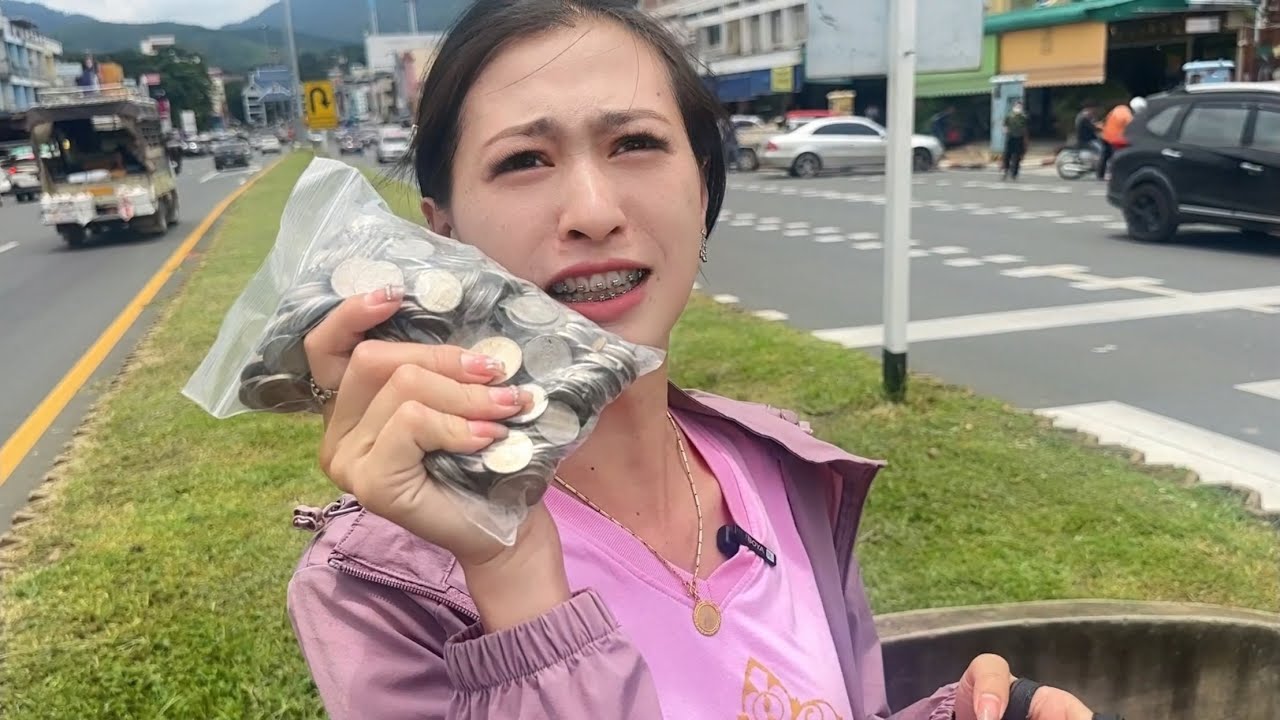 พี่ตำรวจเรียกตรวจค้นกระเป๋าเพราะสิ่งนี้ รีบหาที่แรกเหรียญเงินไทยเร็ว