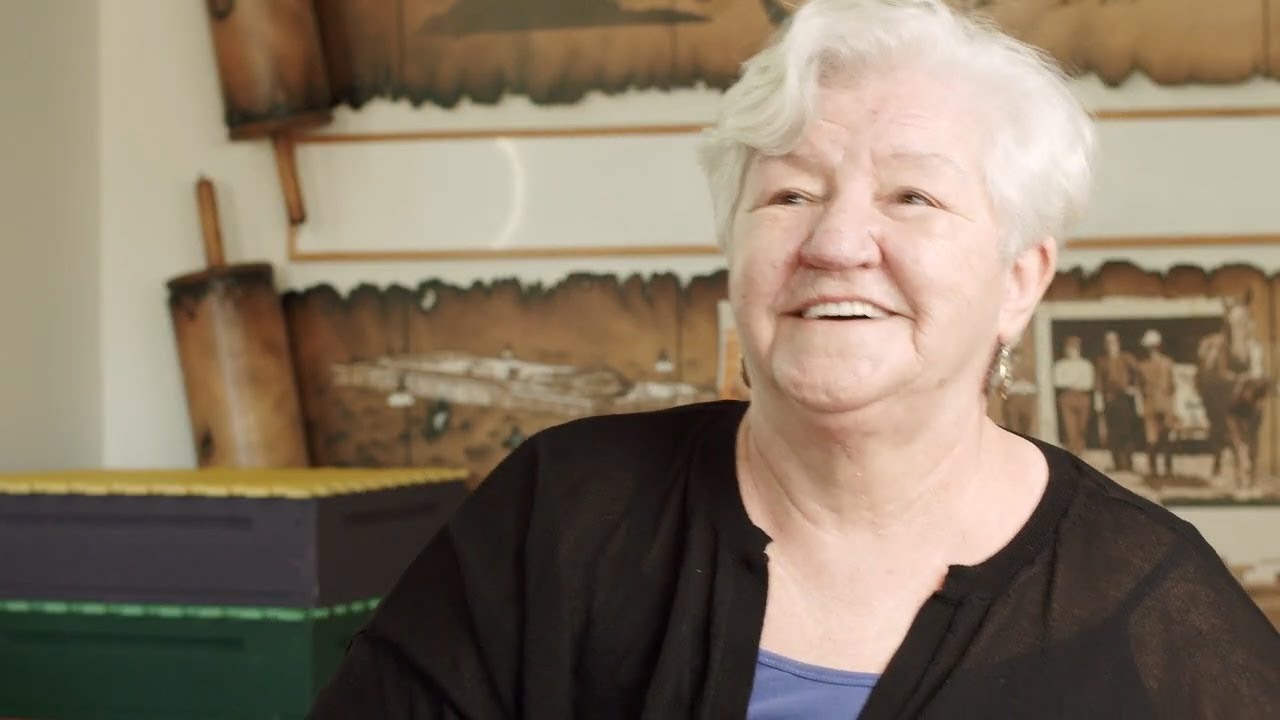 Siksikaisitapi Bags: Blackfoot Pockets and Pouches