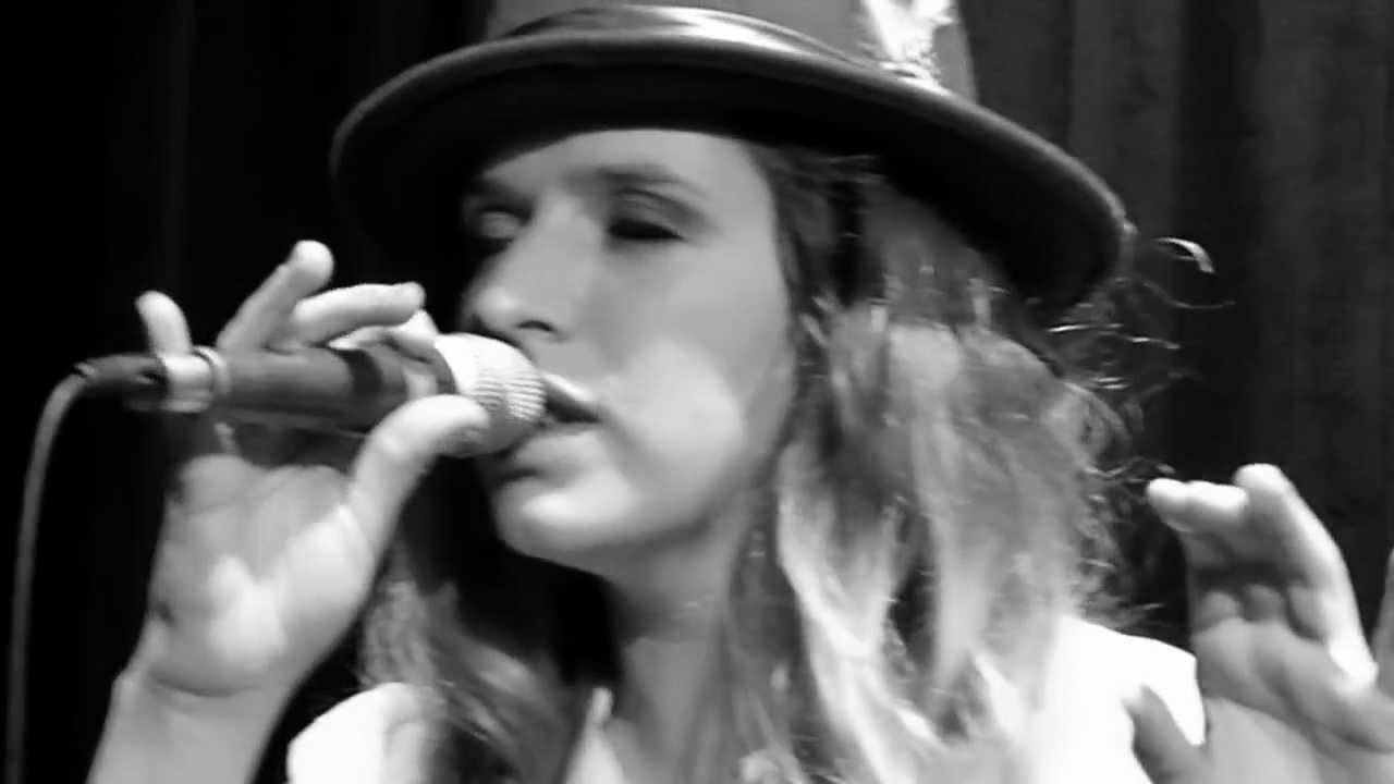 ZZ Ward • Got it bad • Berklee School of Music • Boston • 9/23/12