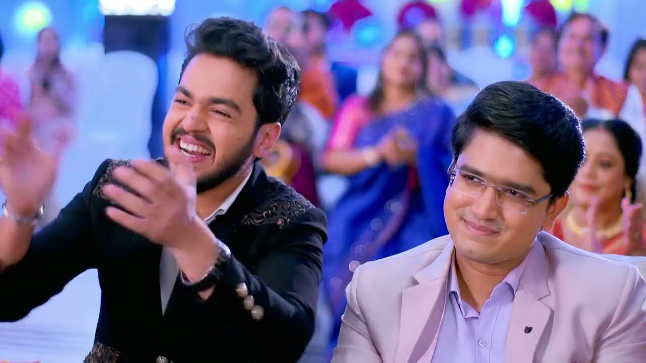 Kusum - আয়ুষ - ঈশানের অনুপ্রেরণা - সহযোগিতায় মঞ্চে বাজিমাত কুসুমের !