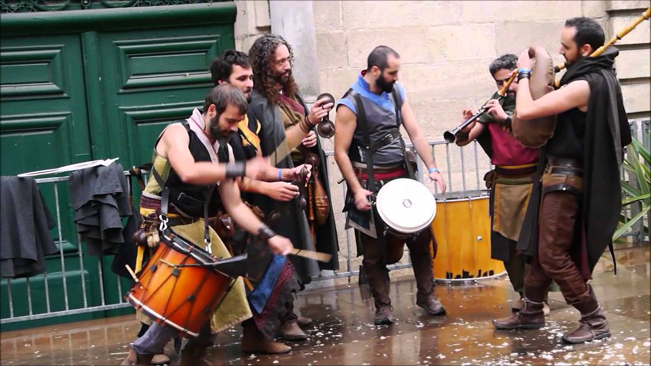 musique  de la fetes  roi de oiseau 2015 le puy en velay