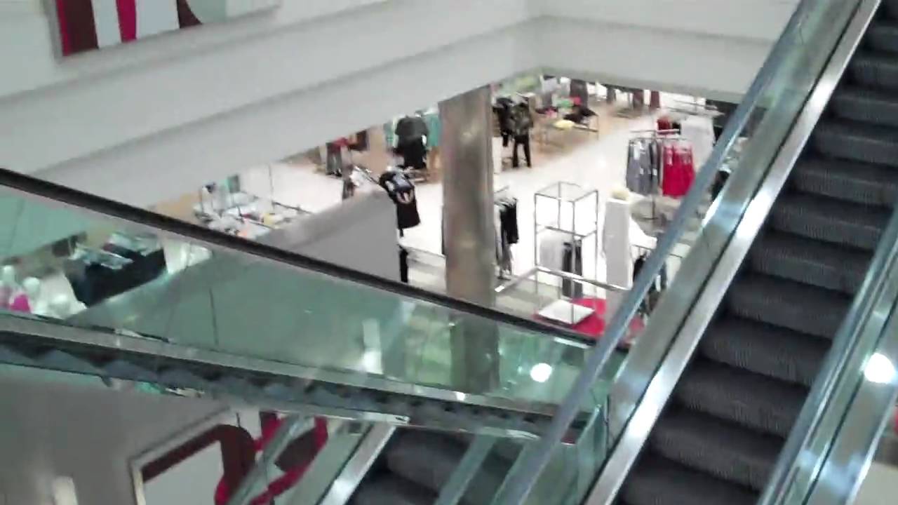 Attleborough, MA.: Montgomery Escalators @ Macy's, Emerald Square Mall