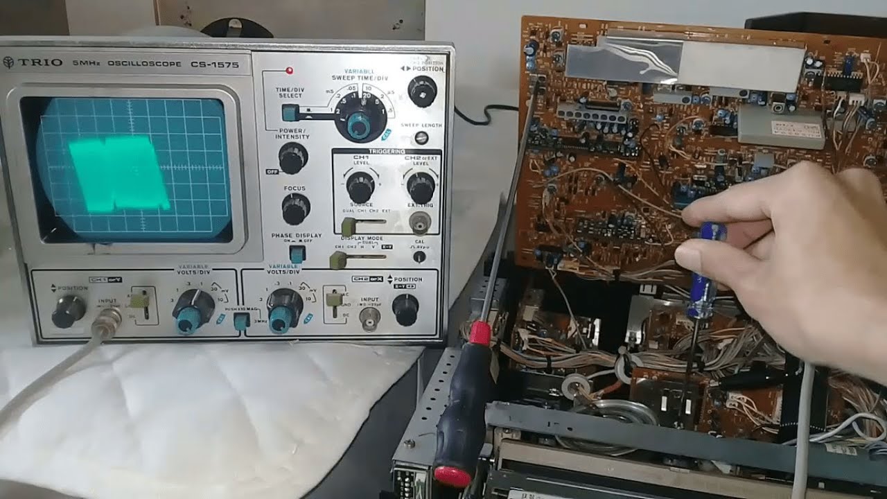 VICTOR HR-S8000 VINTAGE S-VHS VCR - Part 2