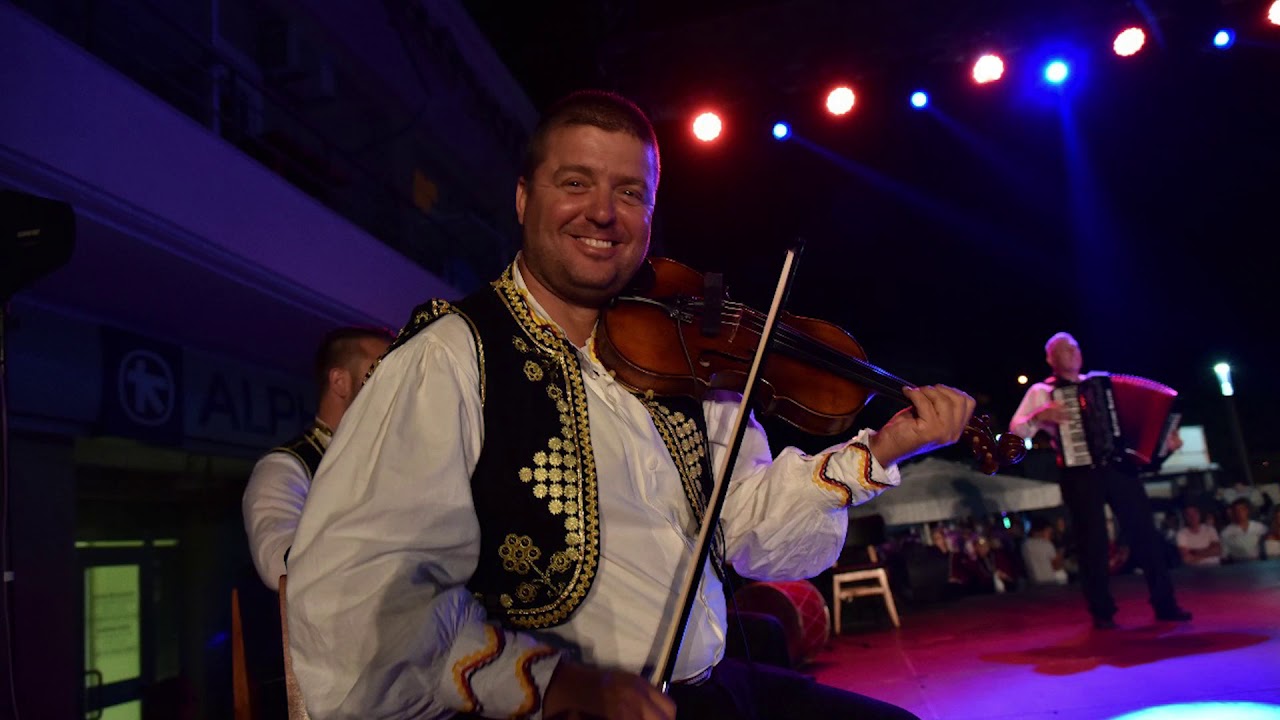 Alban Tahiri (ANSAMBLI POPULLOR) Kaba Per Violin & Zare Moj Trendafile (PERPUNOI GERTI DRUGA)