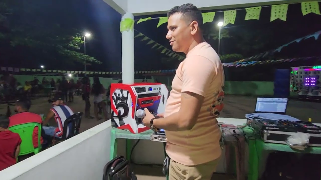 festa boa no Maranh&atilde;o / pared&atilde;o mega press&atilde;o tocando na festa tradicional