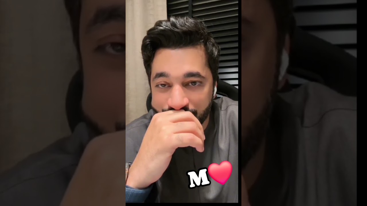 Hamad with filter in the background 🍃🌹