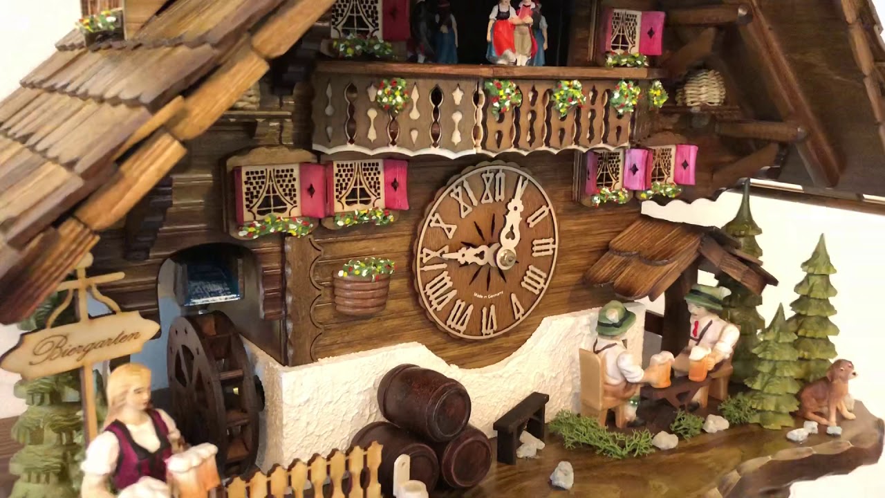 Cuckoo clock 8 day - Beer drinking