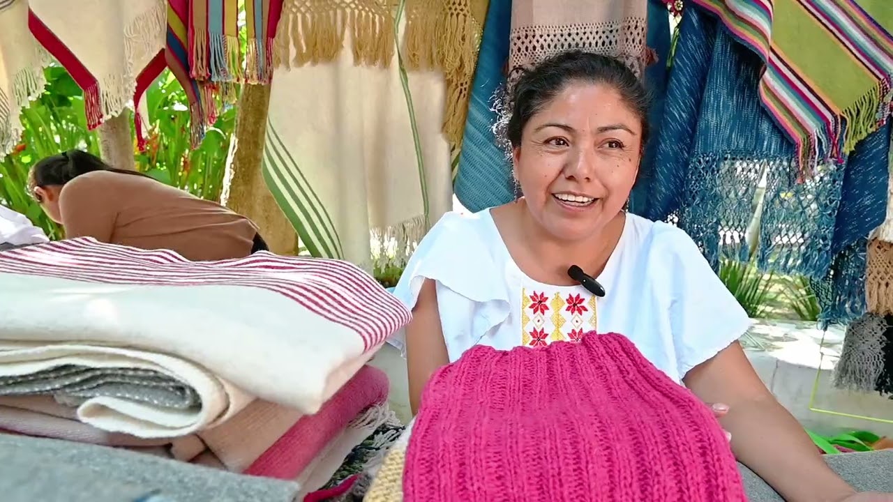 Artesana MARIA ISABEL ZAVALA MONTIEL Telar de Cintura