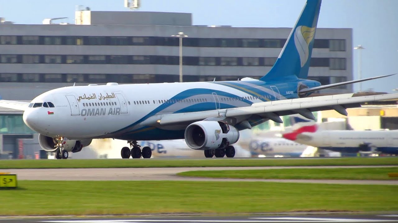 OMAN AIR Airbus A330-200 [A4O-DG] Evening Landing at Manchester Airport! [Full HD]