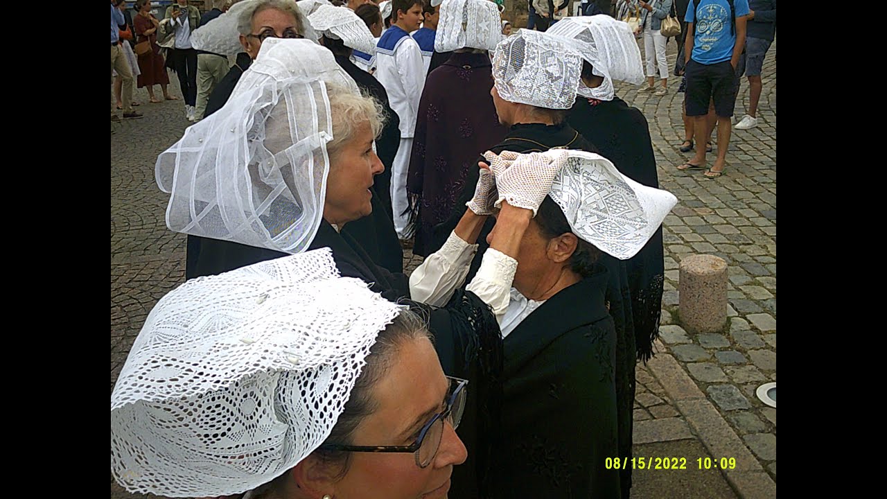L' Assomption De La Vierge Marie PROCESSION Mariale Bénédiction De L' Assemblée à PERROS-GUIREC