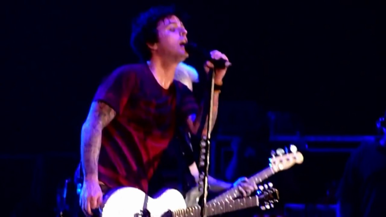 Green Day - Boulevard of Broken Dreams (The concert in Moscow, Russia, 21.06.2013)