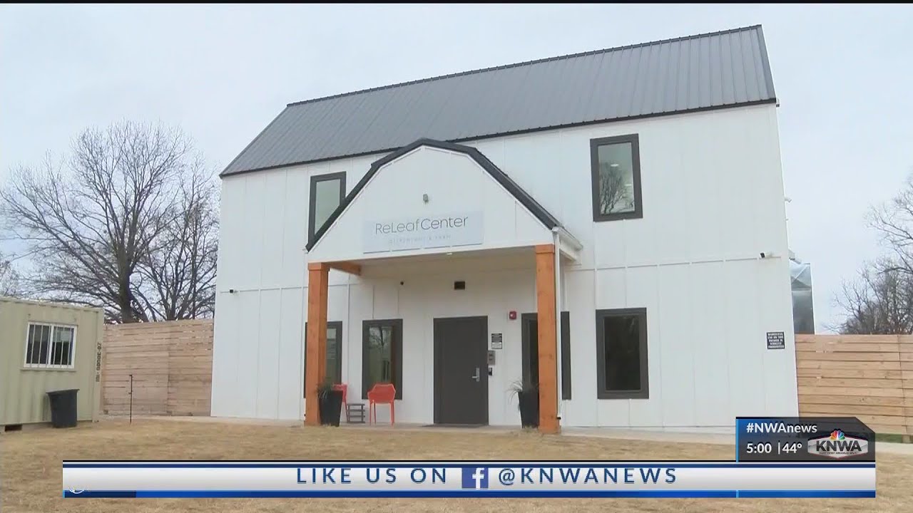 Bentonville medical marijuana dispensary debuts delivery system (KNWA)