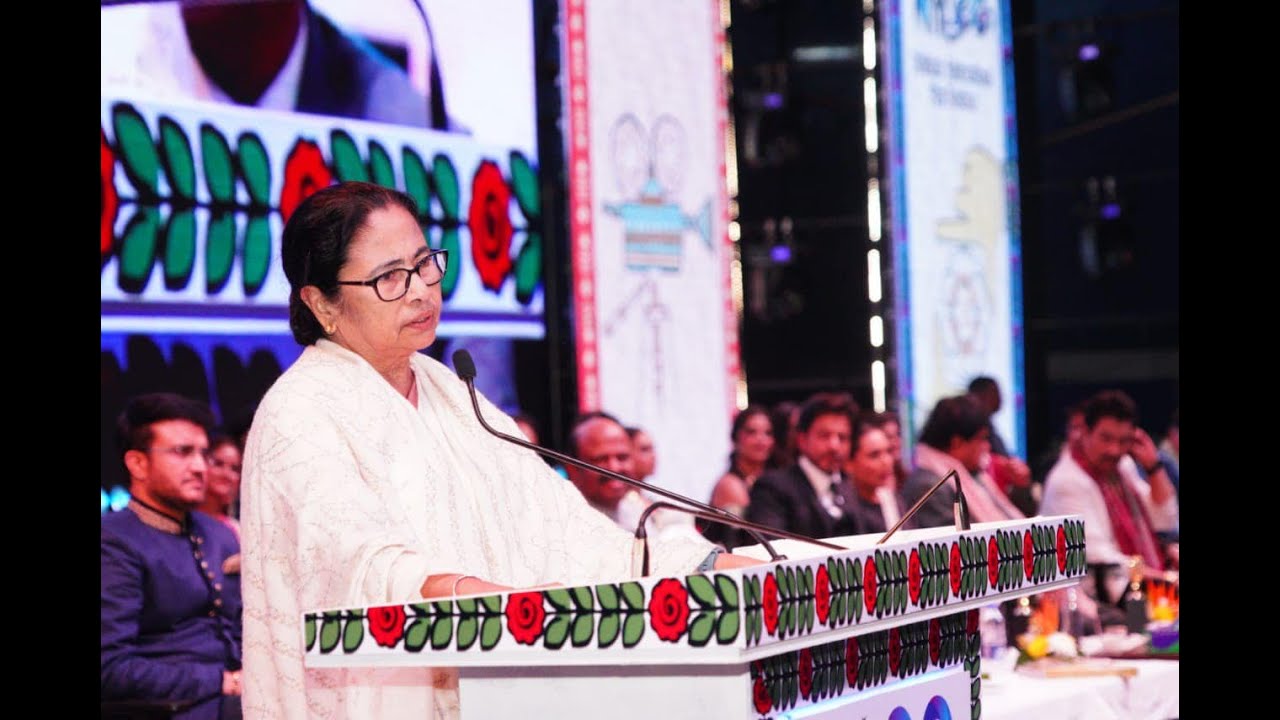 CM Mamata Banerjee at 28th Kolkata International Film Festival#kiff2022 |#netajiindoorstadium#vmnews