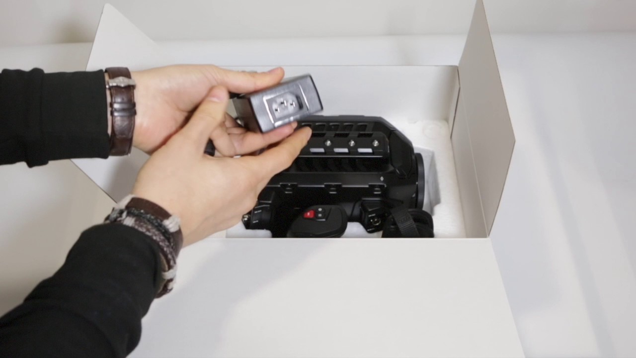 Blackmagic Design URSA Mini Unboxing