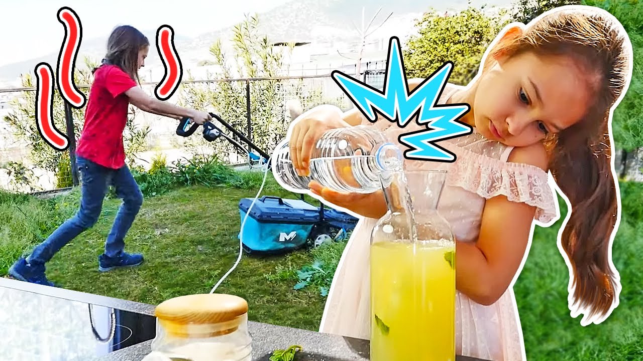 Video f&uuml;r Kinder Lustige Geschwister. Spielspa&szlig; mit Selin und Arseny. Frische Limonade f&uuml;r Arseny.