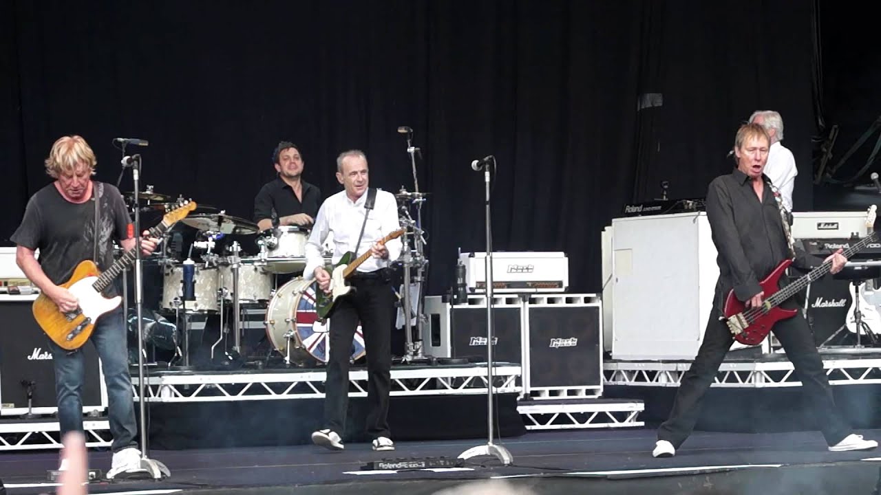 Status Quo: Again and Again (Live Clam Rock 07.07.2013)