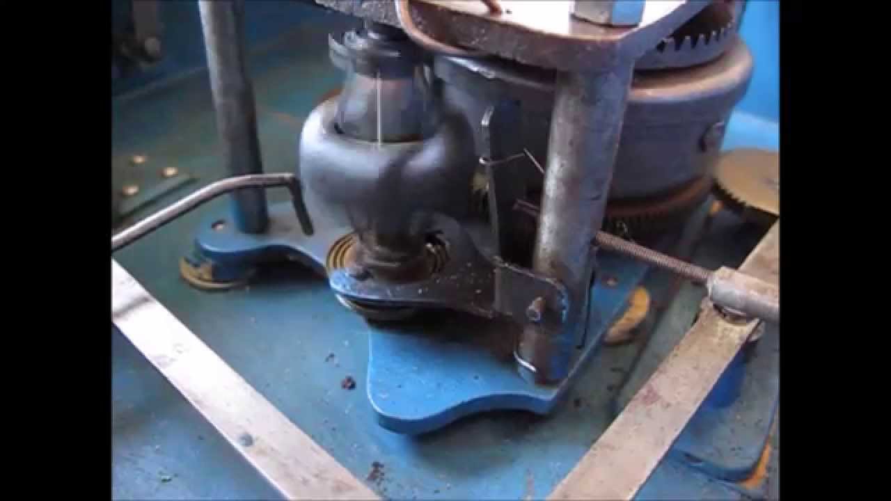 Grammophon Mammut mit Münzeinwurf