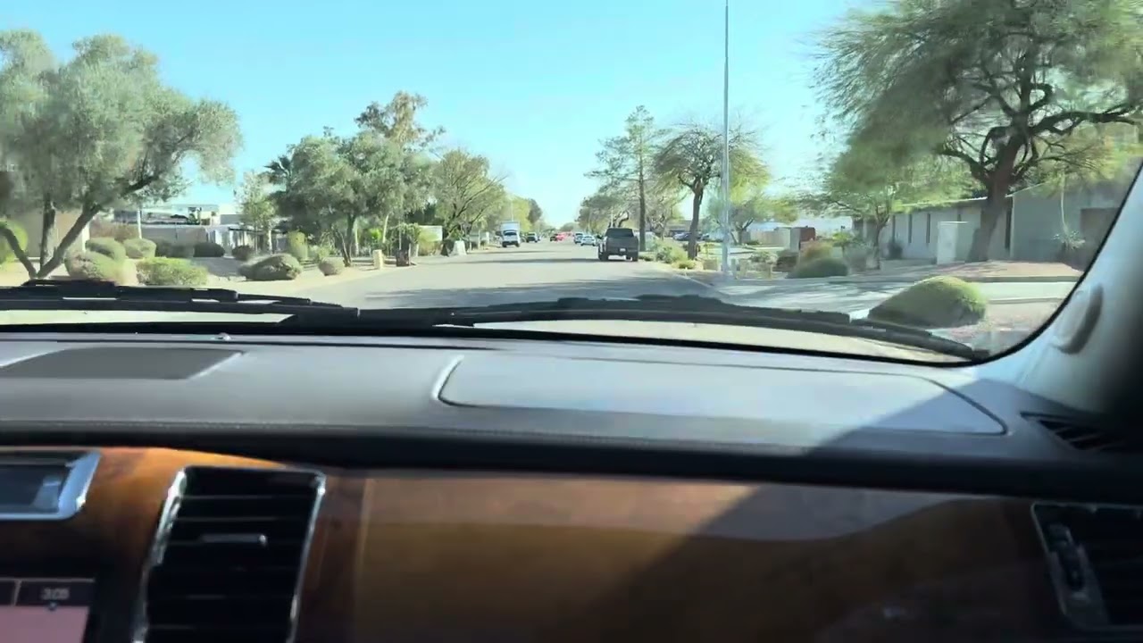 2014 Escalade Platinum driving