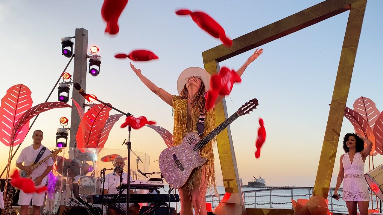 Amor Perfeito - Claudia Leitte na Prainha da Claudinha em Fortaleza - 2022