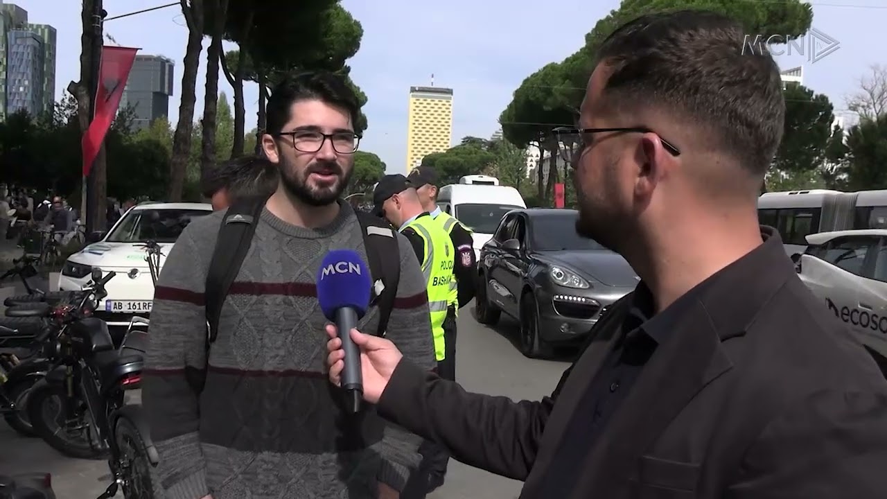 Policia nis bllokimin e monopatinave. Qytetarët nuk i binden urdhrit të ministrisë