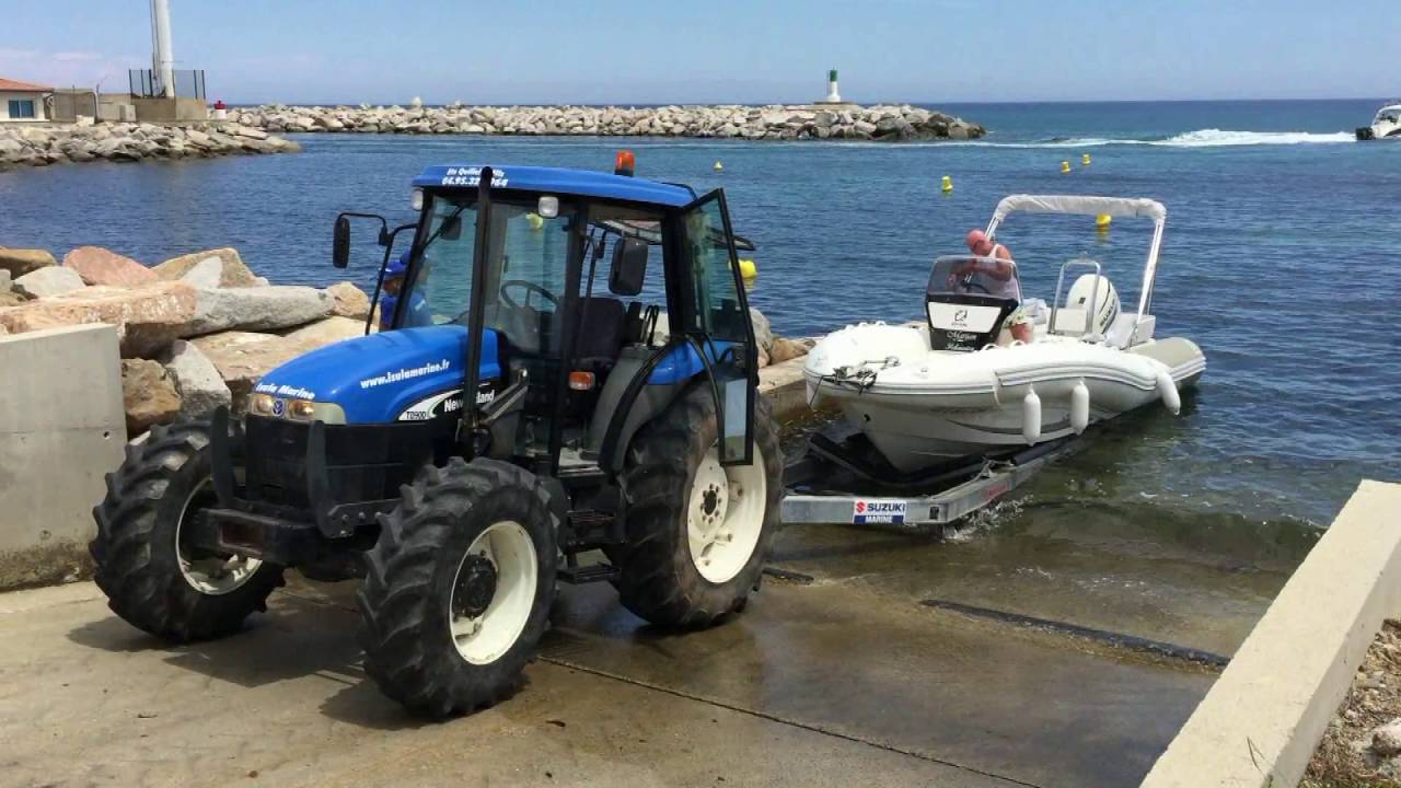 Solenzara Zodiac N ZO pose sur terre Isula Marine