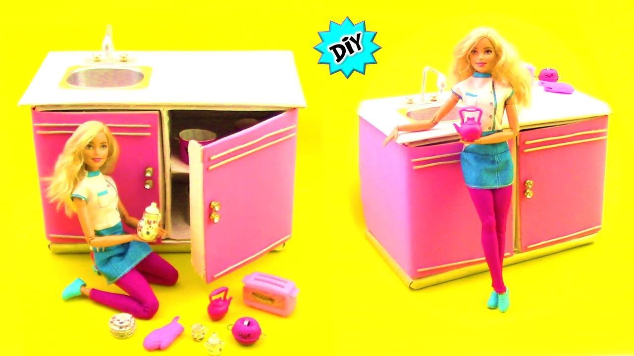 Como hacer MUEBLE de  COCINA para CASA de MUÑECAS Barbie de Cajas de carton! Muebles para MUÑECAS