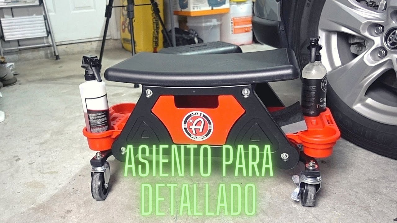 Asiento Con Ruedas para Detallado de Autos de Adam's Polishes