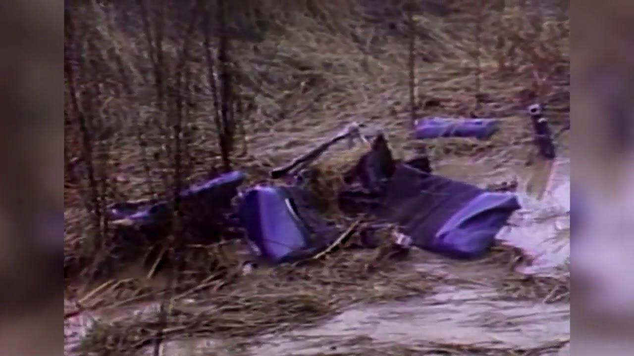 1977: Evansville Purple Aces basketball team killed in plane crash