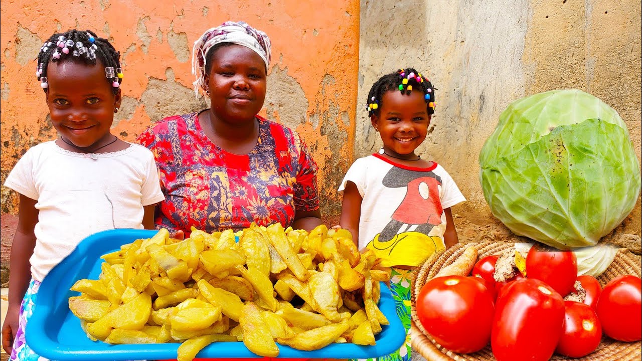 African village cooking #cooking 🔥Delicious Crispy French Fries+ Vegetables  for her family🍀