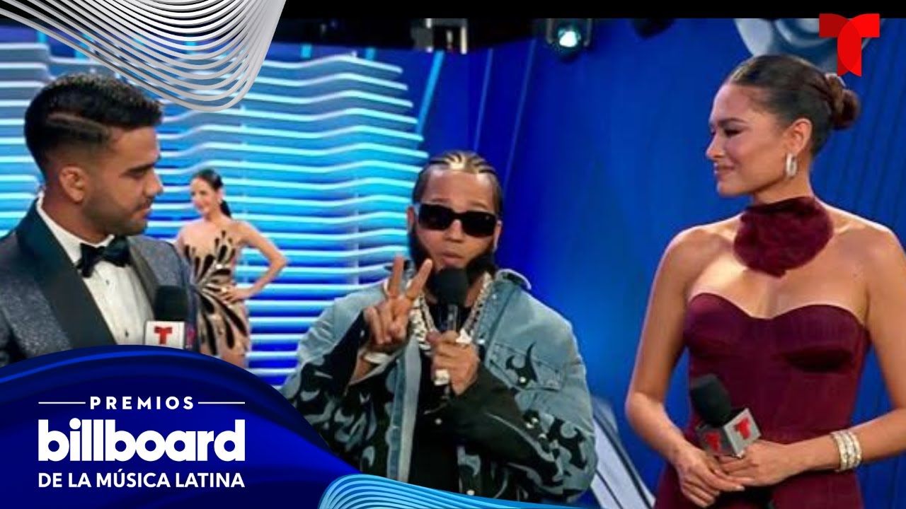 El Alfa presume su estilo único en la alfombra azul | Premios Billboard 2023