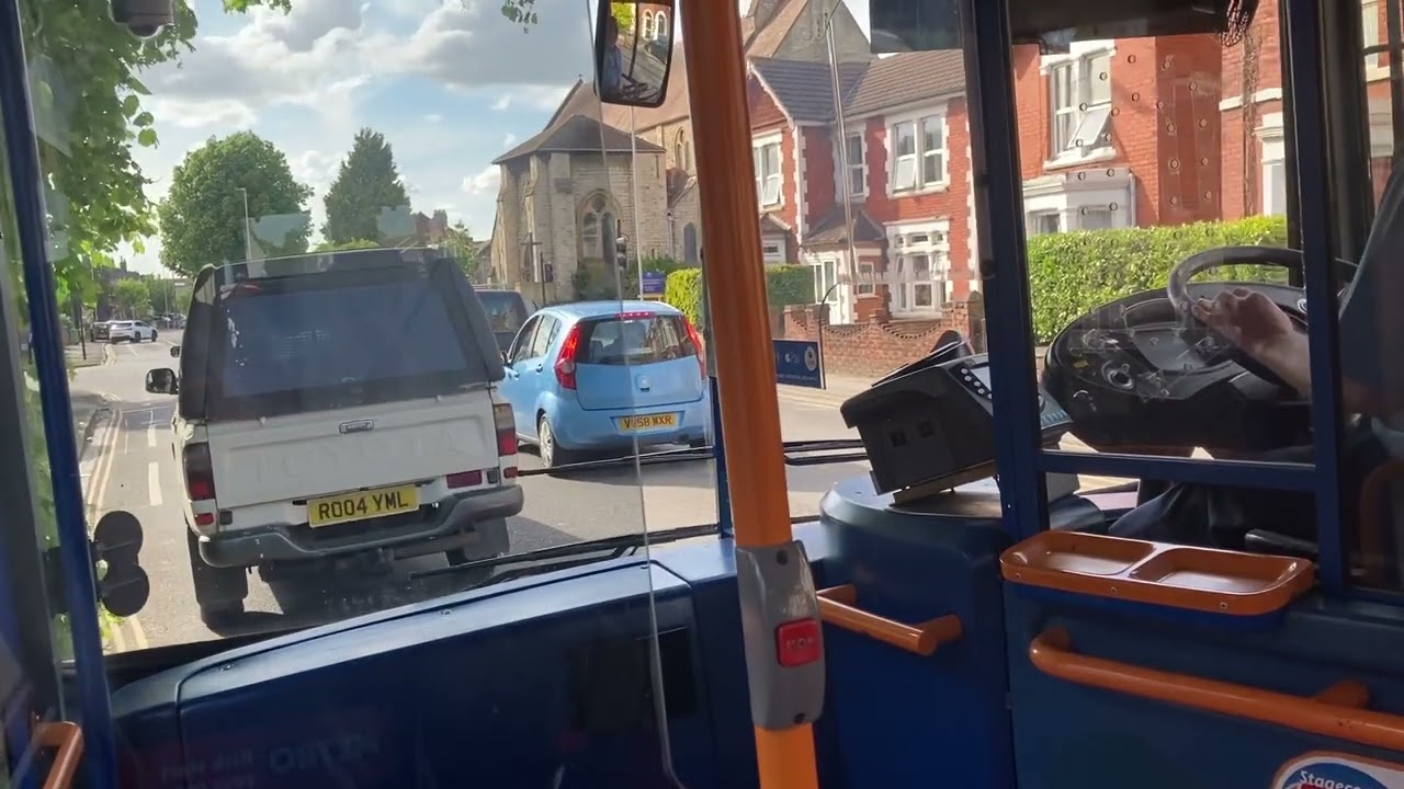 Windscreen view | Stagecoach West Route 9 (St Barnabas Rbt - Gloucester City)